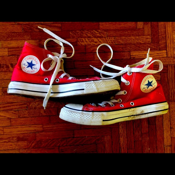 Converse Shoes - Red converse size 6